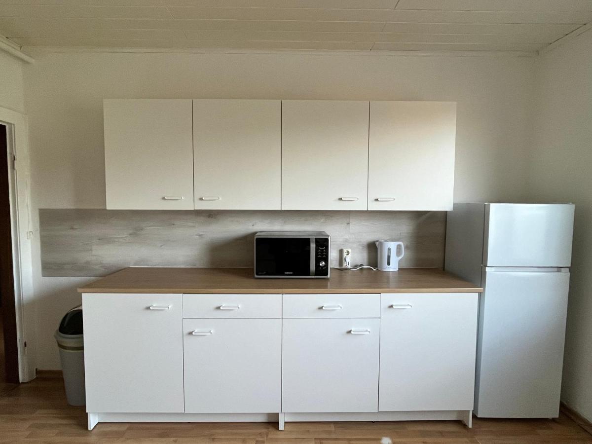 Zimmer 1 Bullendorf Kültér fotó